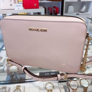 MK JST LG CROSSBODY POWDER BLUSH